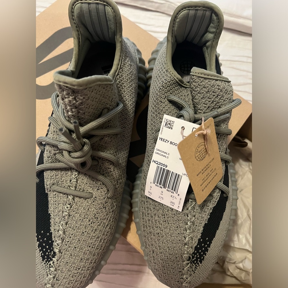 Yeezy Boost 350 V2 'Granite